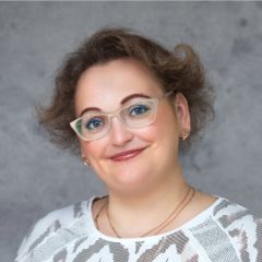 Зверева Елена